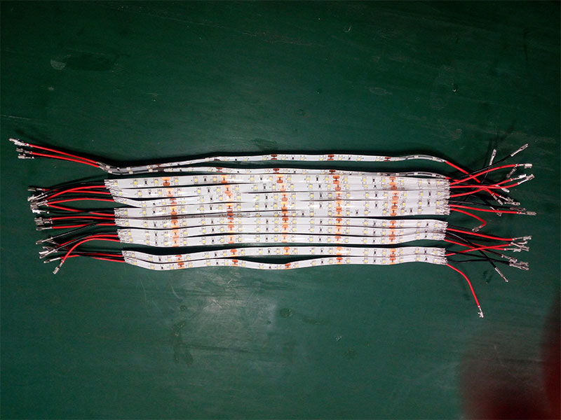 led-strip-light-for-mirror